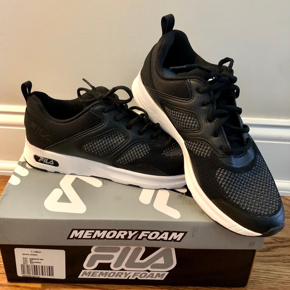 Fila sneakers